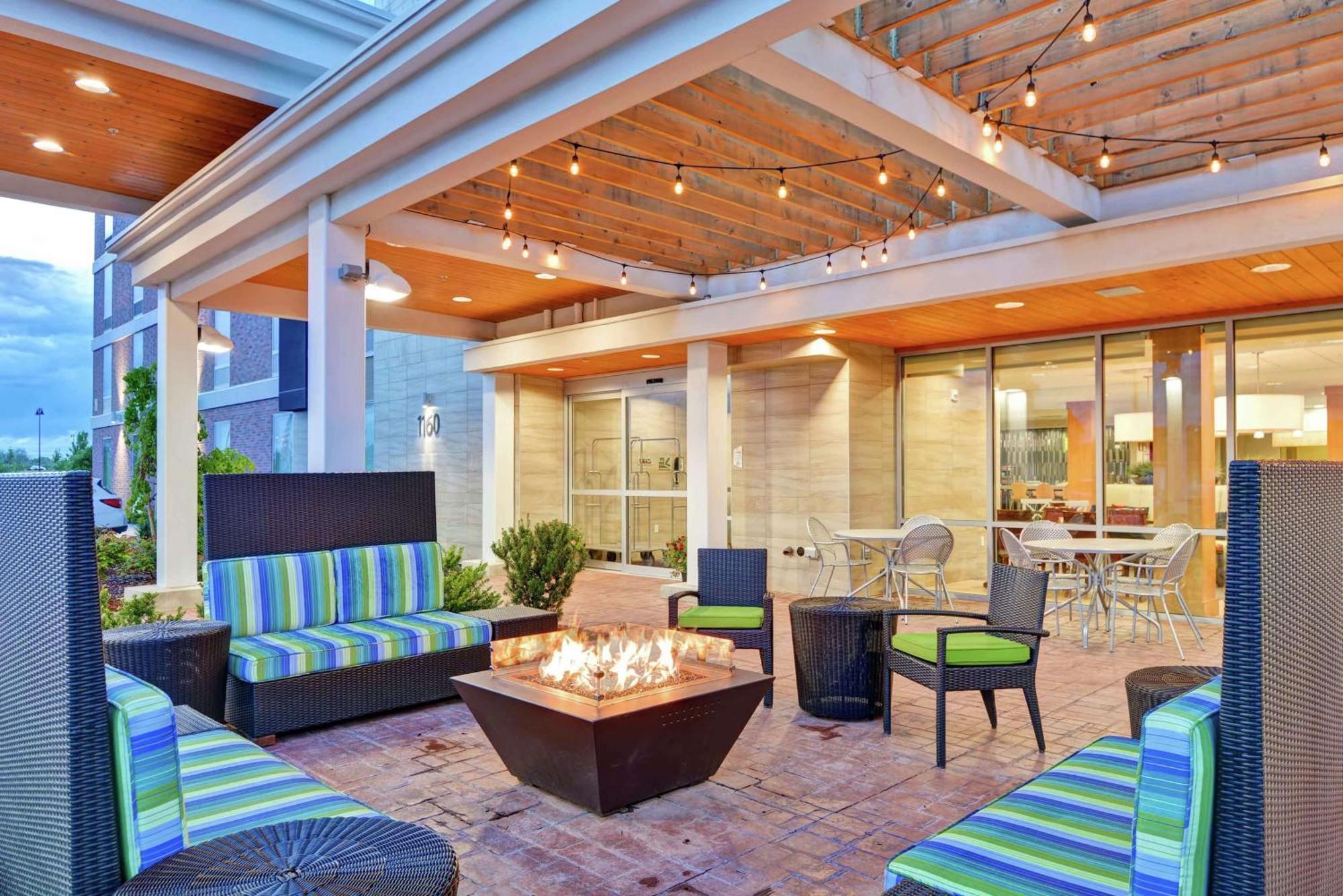 Home2 Suites By Hilton Idaho Falls Exterior foto